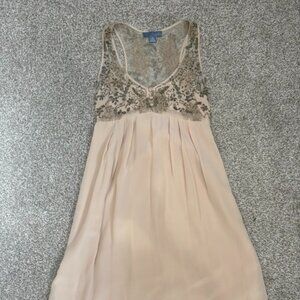 Delicate/Feminie beaded dress